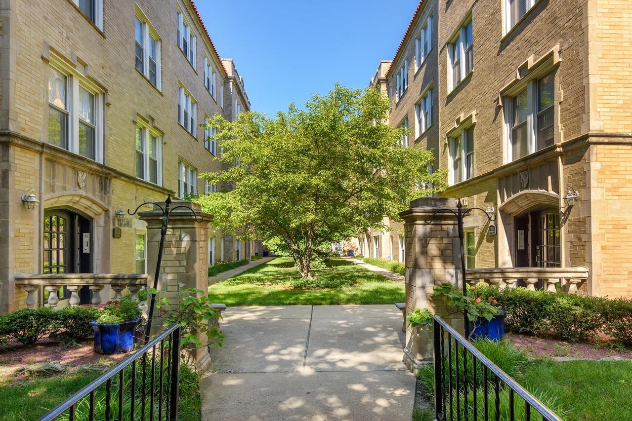 4518 N Ashland Ave. #3E, Chicago, IL 60640