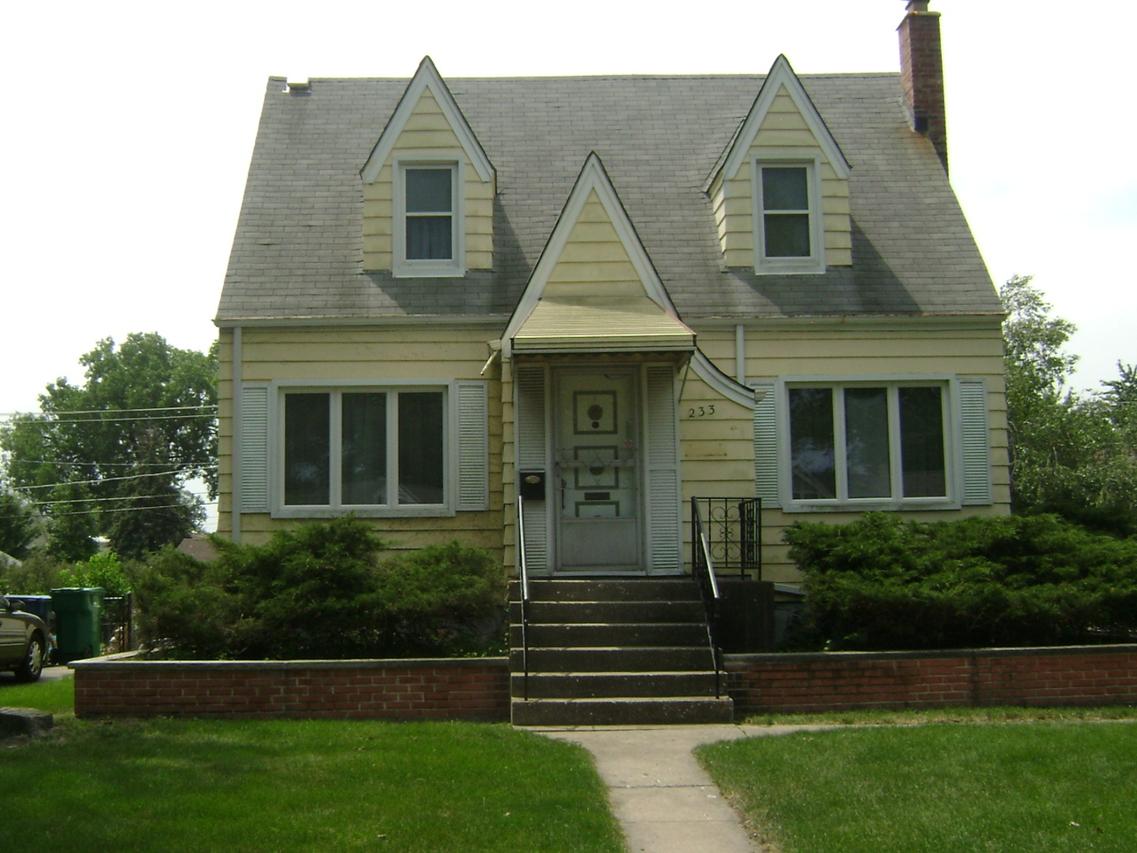 233 Village Dr., Northlake, IL 60164