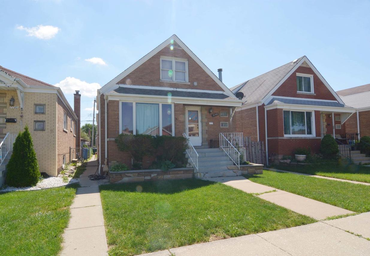 7149 S Lawndale Ave., Chicago, IL 60629