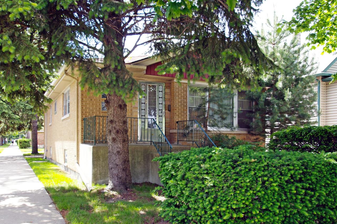 4700 N Melvina Ave., Chicago, IL 60630