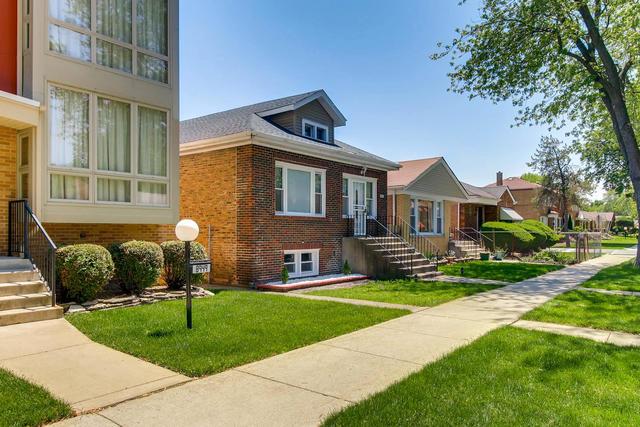 8953 S Crandon Ave., Chicago, IL 60617