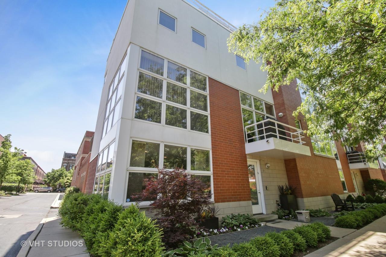 2933 N Hermitage Ave. #D, Chicago, IL 60657