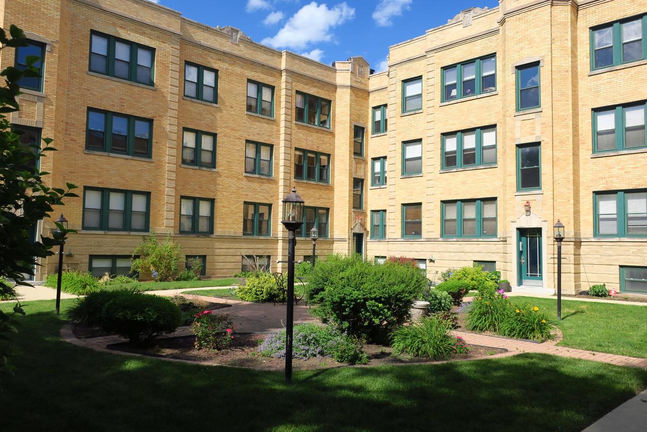 4031 N Mozart St. #3, Chicago, IL 60618