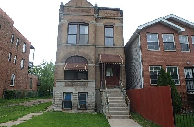 2000 S Albany Ave., Chicago, IL 60623
