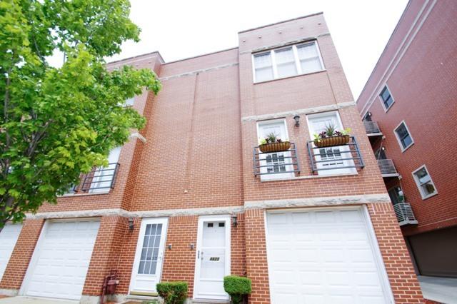 4625 N Winthrop Ave., Chicago, IL 60640