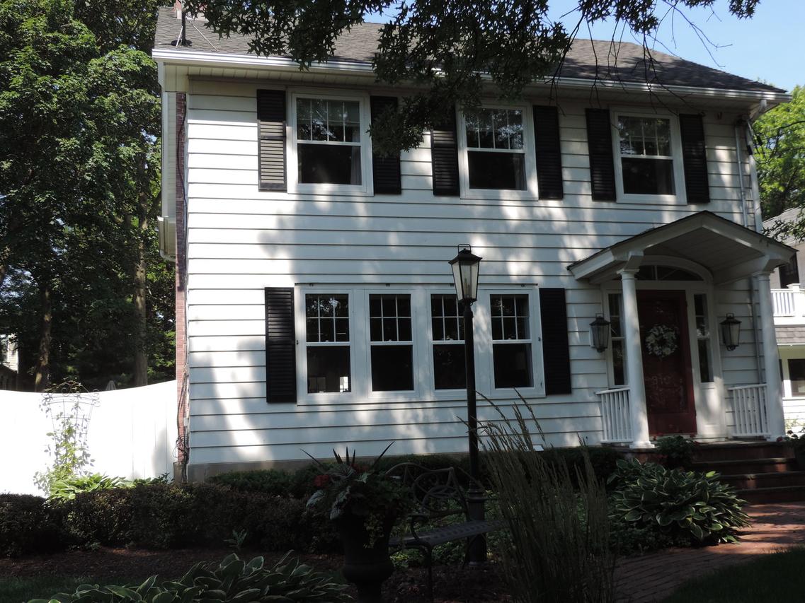 310 S 4th St., Geneva, IL 60134