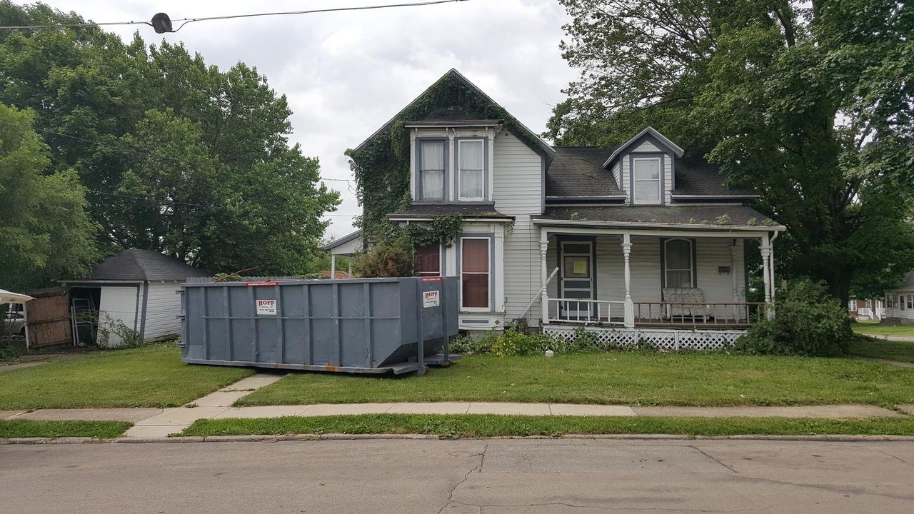 1003 S West Ave., Freeport, IL 61032