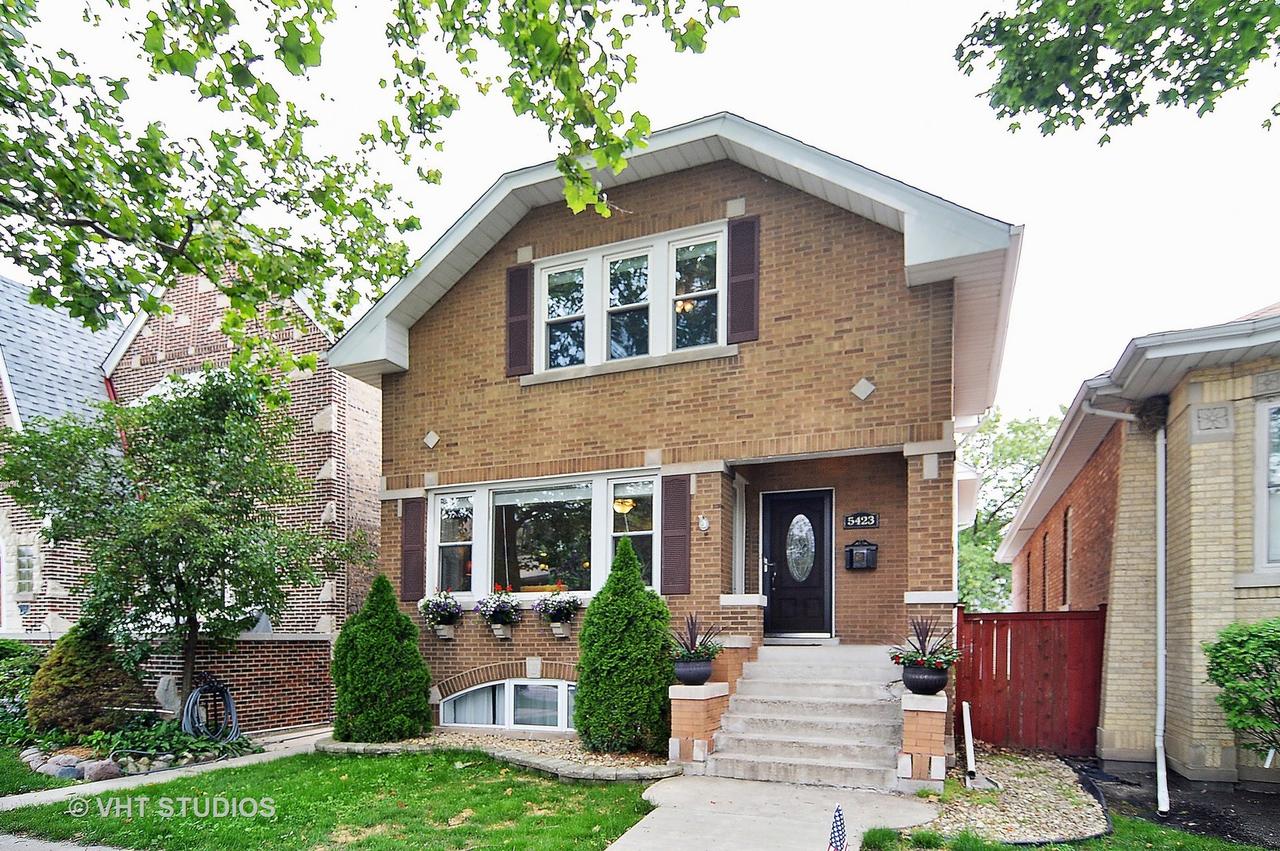 5423 N St Louis Ave., Chicago, IL 60625