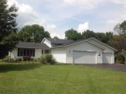 6372 Greystone Dr., Roscoe, IL 61073