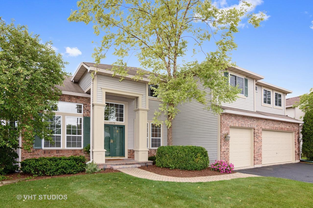 1370 Tudor Dr., Mundelein, IL 60060