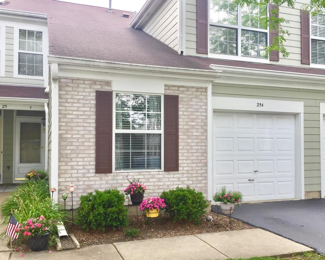 25 Coolidge Ct. #A, Streamwood, IL 60107