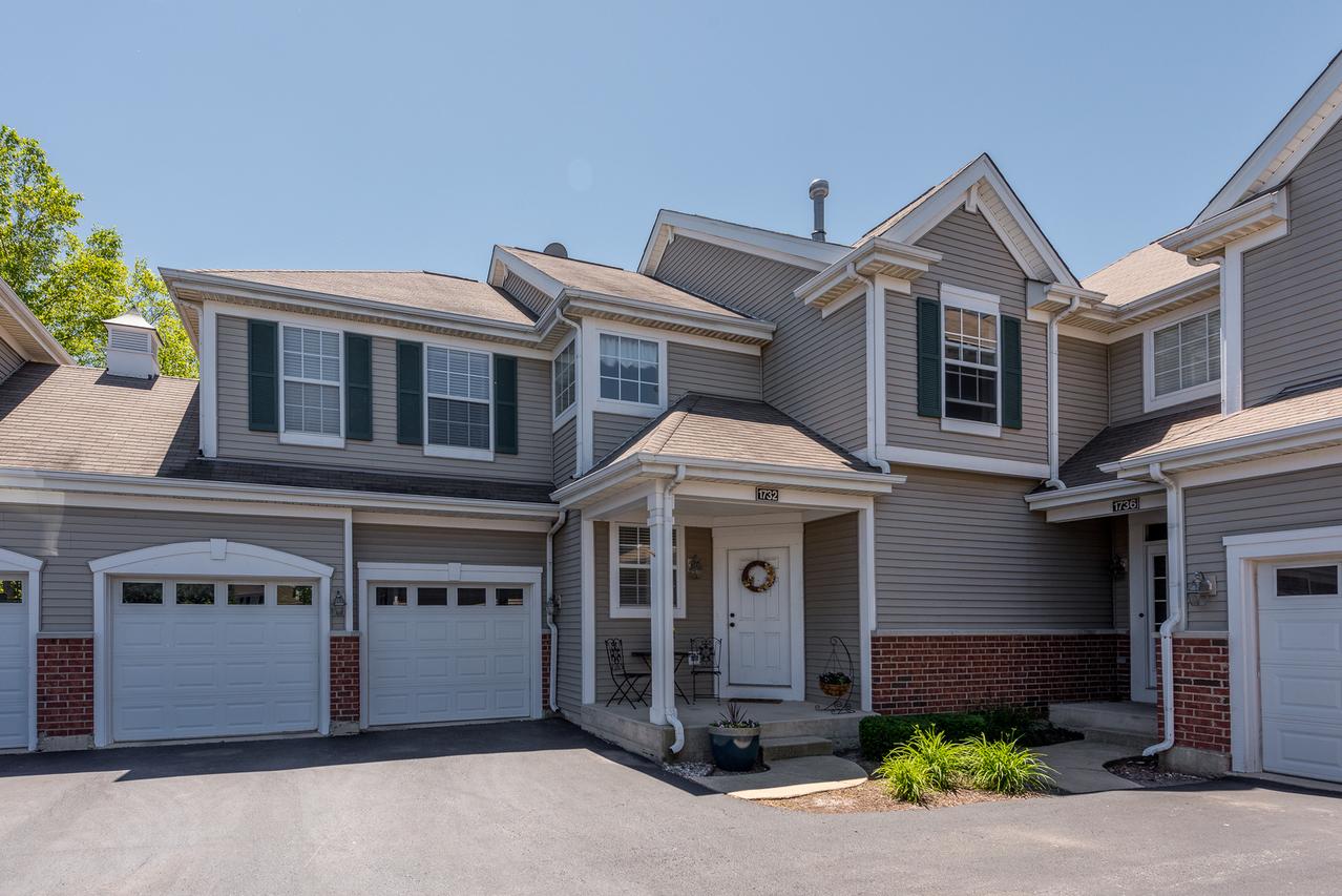 1732 Pontarelli Ct., Aurora, IL 60504