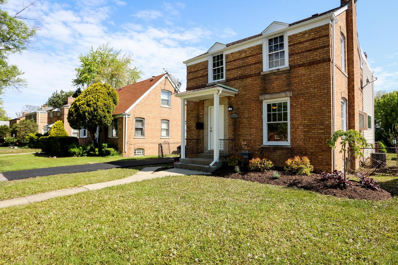 2641 Westbrook Dr., Franklin Park, IL 60131