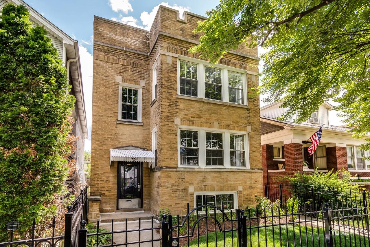 3731 N Albany Ave., Chicago, IL 60618