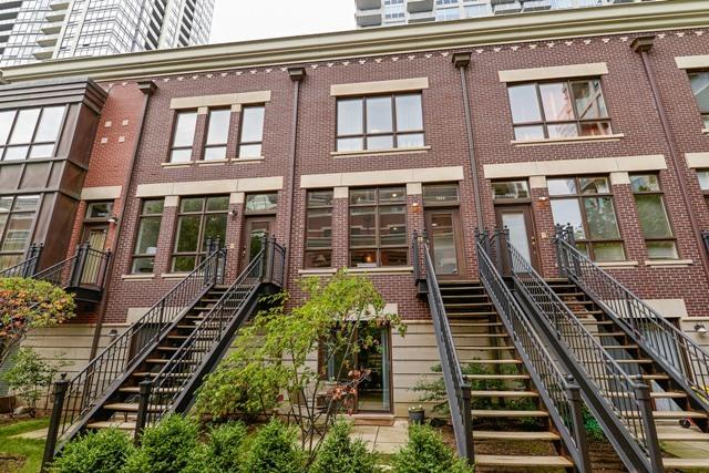 1322 S Indiana Pkwy., Chicago, IL 60605
