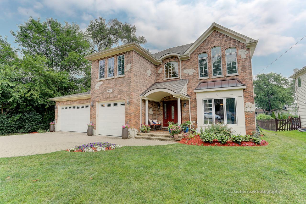 7711 Virginia Ct., Willowbrook, IL 60527