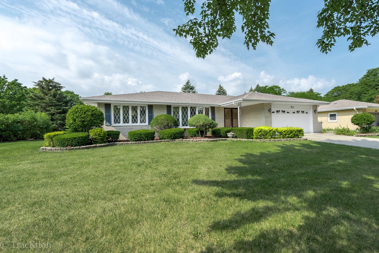 513 Claremont Dr., Downers Grove, IL 60516
