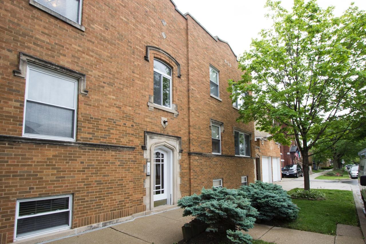 5950 W Cullom Ave. #2, Chicago, IL 60634