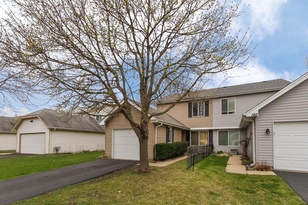 1413 Andover Dr., Aurora, IL 60504