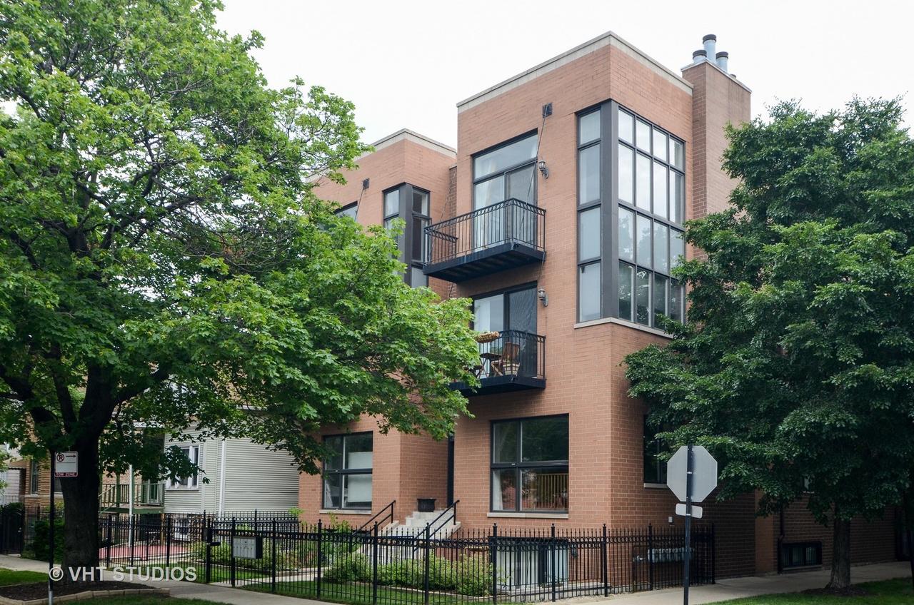 2901 N Fairfield Ave. #3S, Chicago, IL 60618