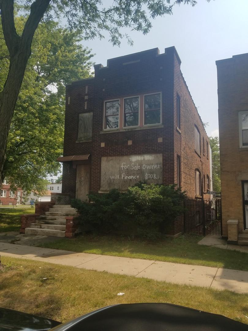 8107 S South Shore Dr., Chicago, IL 60617