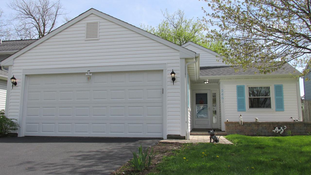 2461 Hedge Row Dr., Aurora, IL 60502