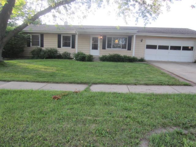 2135 Highland Dr., Sycamore, IL 60178