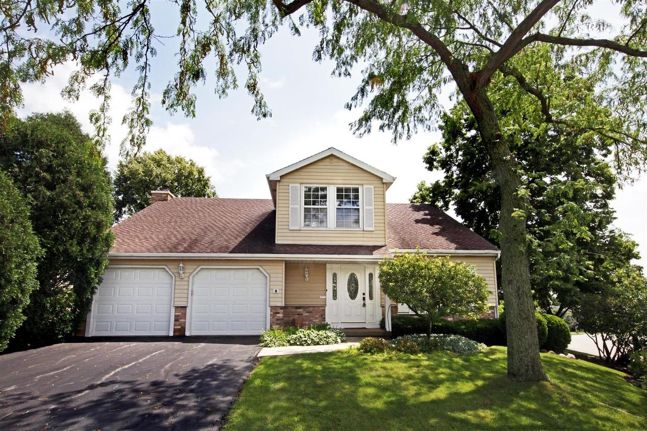 649 Sanders Ct., Gurnee, IL 60031