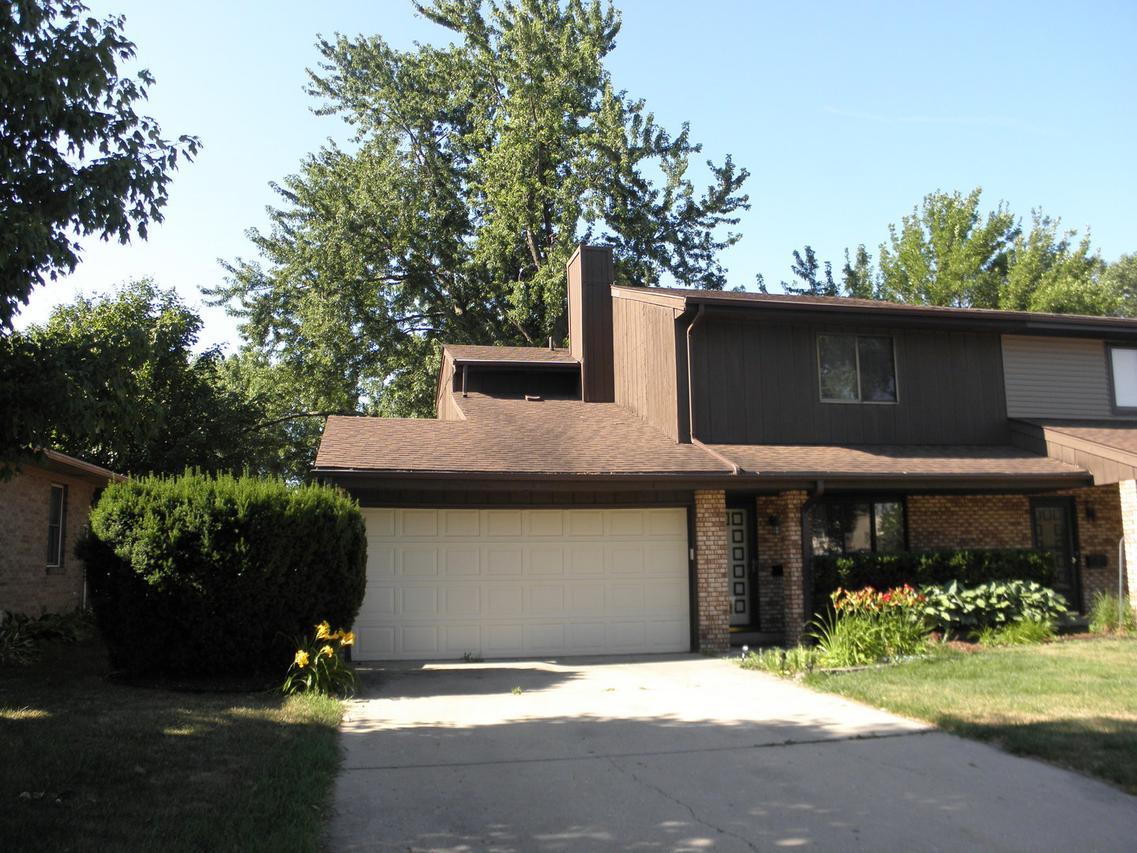 1704 Oneida St., Joliet, IL 60435