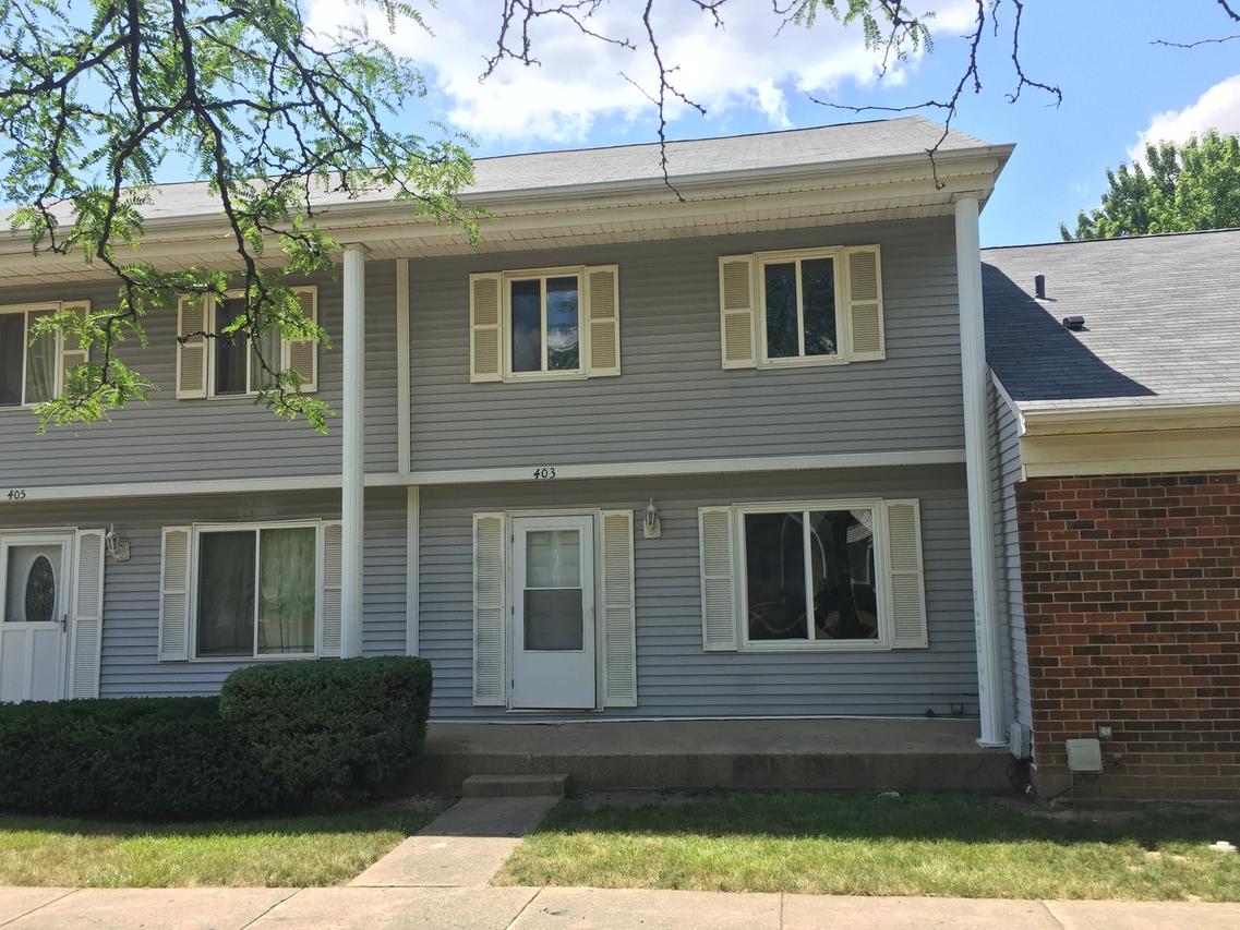 403 Gainsborough Ct. #J, Bolingbrook, IL 60440