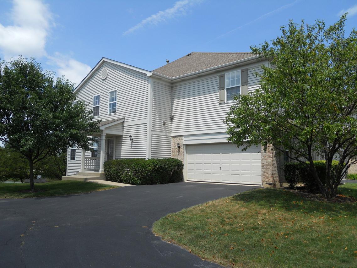1240 Bradley Cir., Elgin, IL 60120
