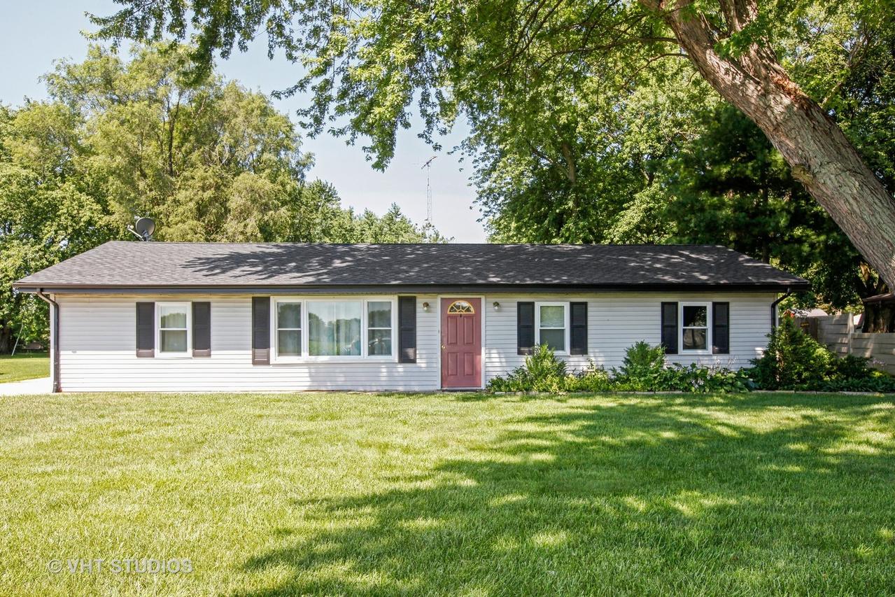 5517 Sand Ridge Rd., Morris, IL 60450