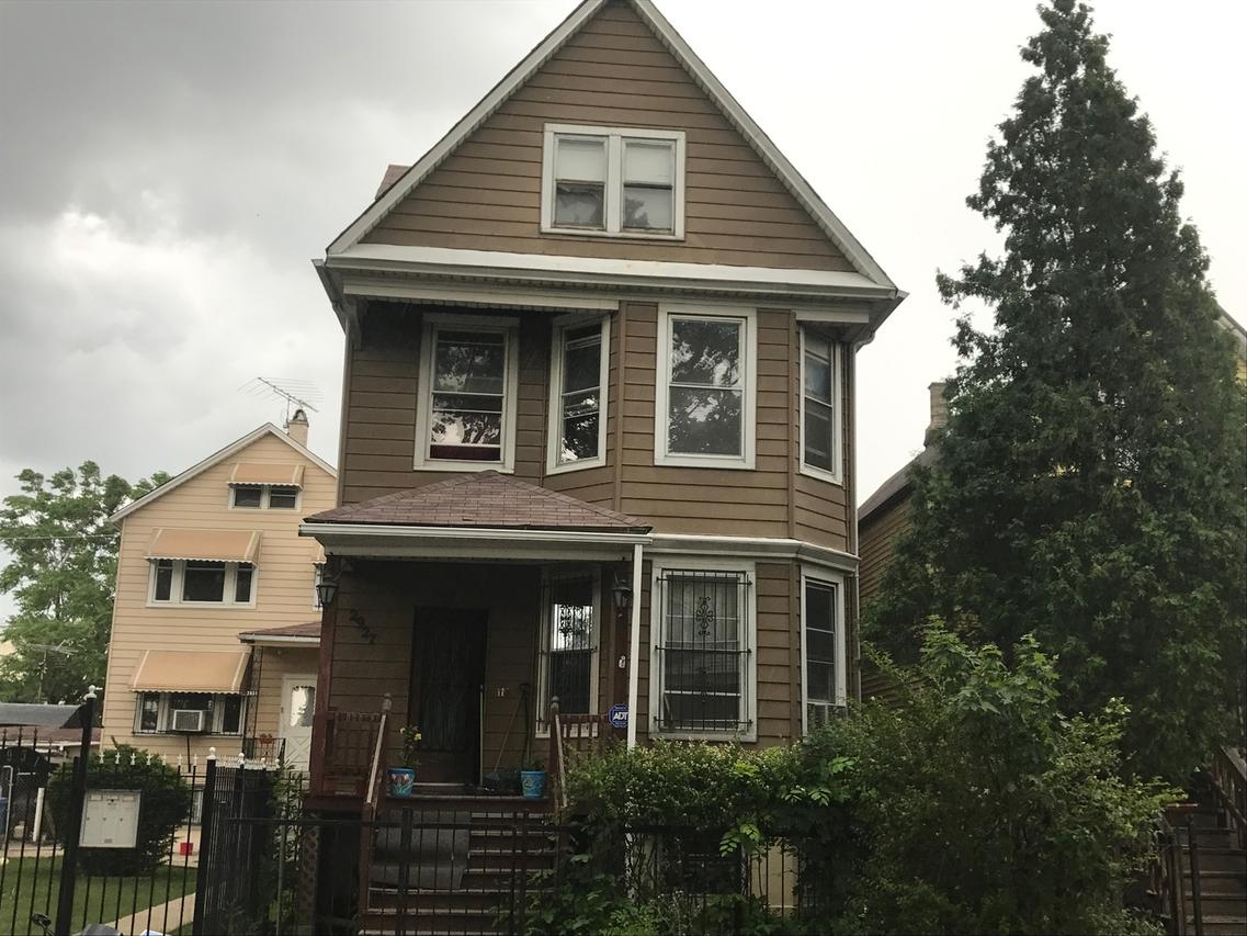 2927 N Allen Ave., Chicago, IL 60618