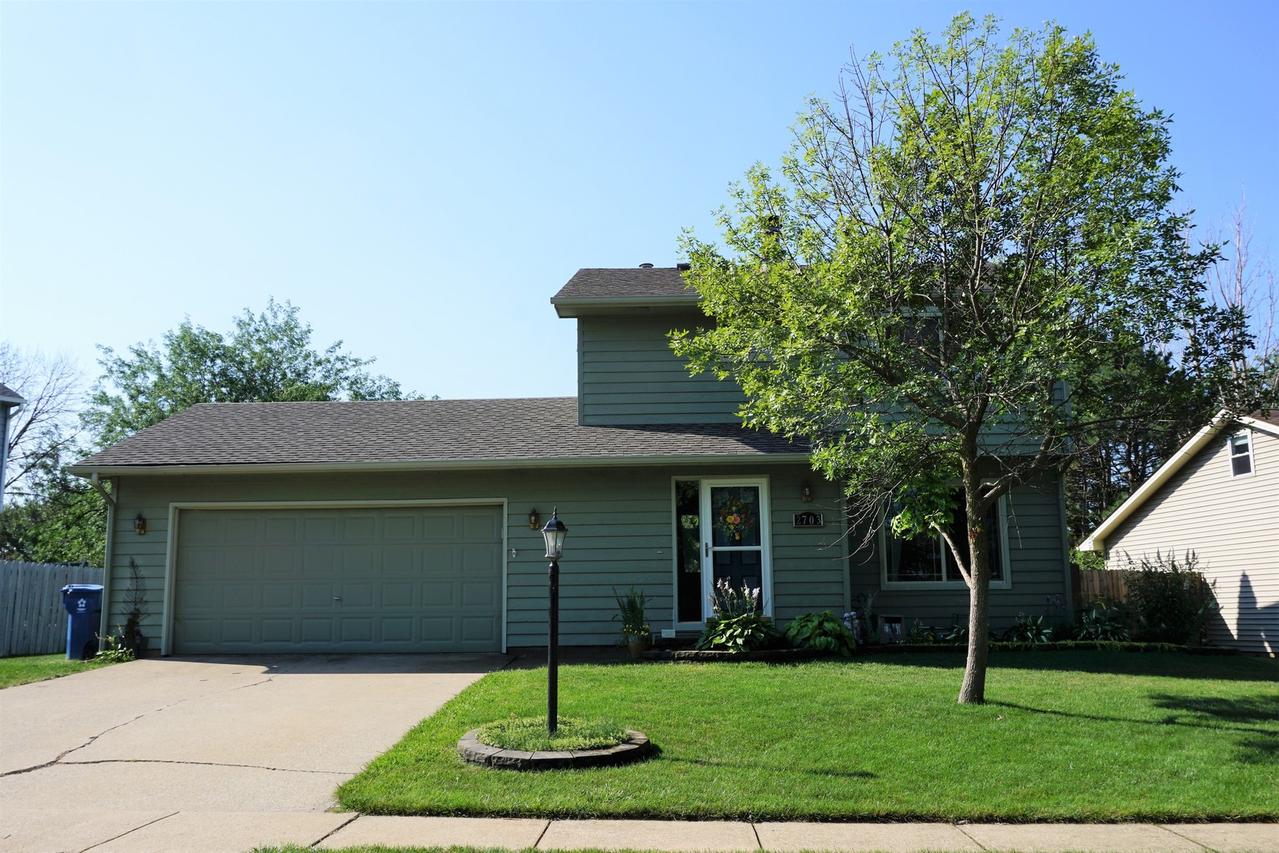 2703 Santa Ana Rd., Champaign, IL 61822