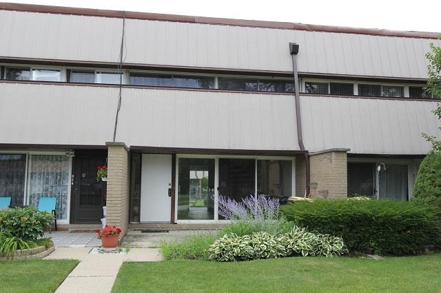 826 E Shady Way, Arlington Heights, IL 60005
