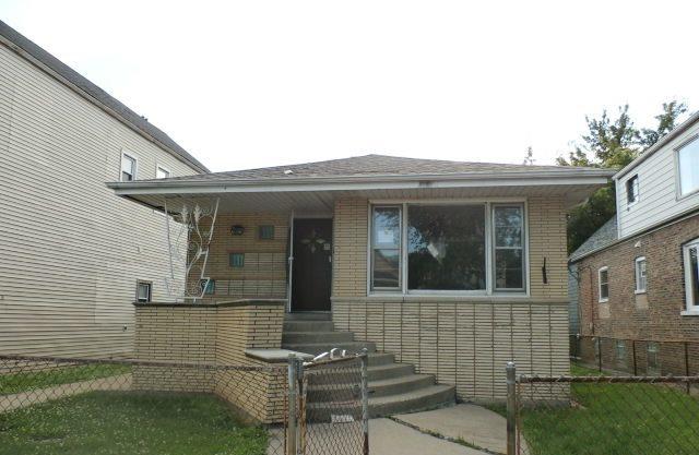 4854 S Wolcott Ave., Chicago, IL 60609