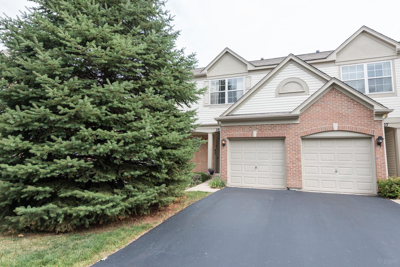 2809 Stonewater Dr., Naperville, IL 60564