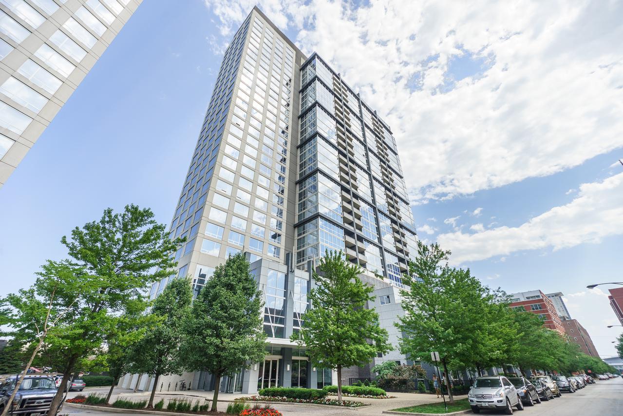1901 S Calumet Ave. #1105, Chicago, IL 60616