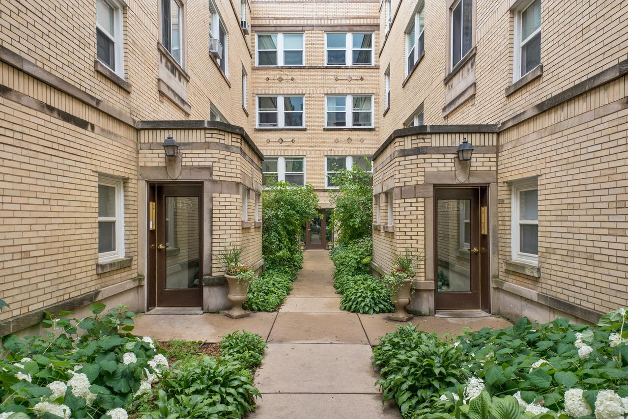 1415 W Catalpa Ave. #3S, Chicago, IL 60640