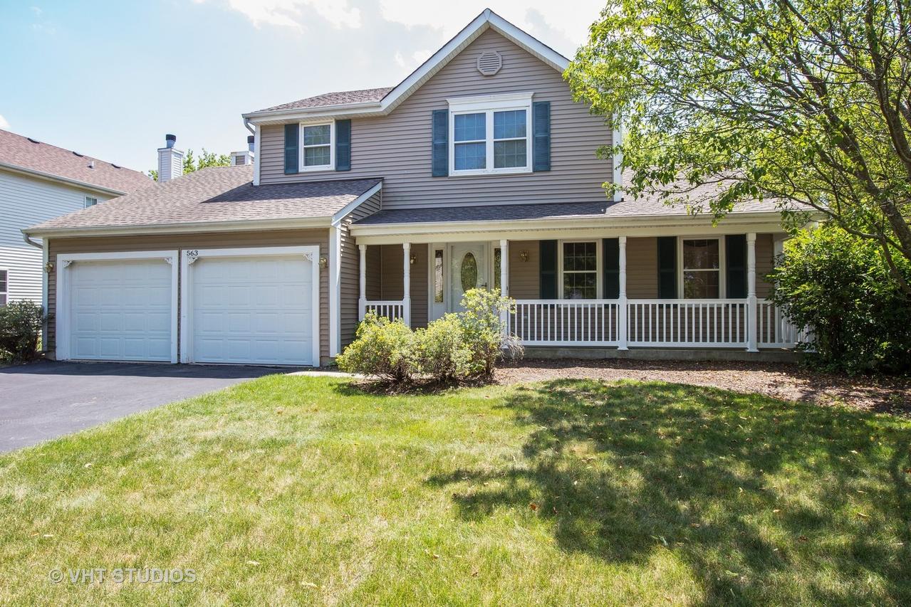 563 Crimson Dr., Crystal Lake, IL 60014