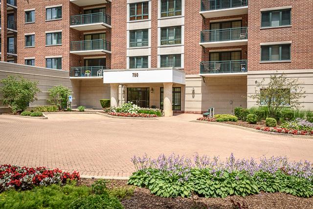 750 Pearson St. #503, Des Plaines, IL 60016