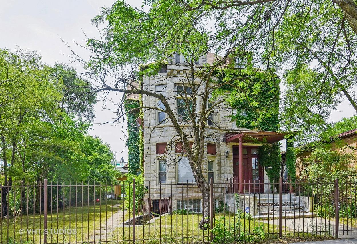 5422 S Calumet Ave., Chicago, IL 60615