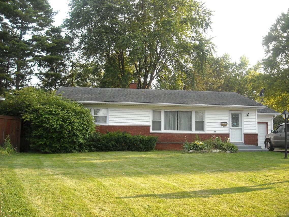 1909 Niva Ct., Waukegan, IL 60087
