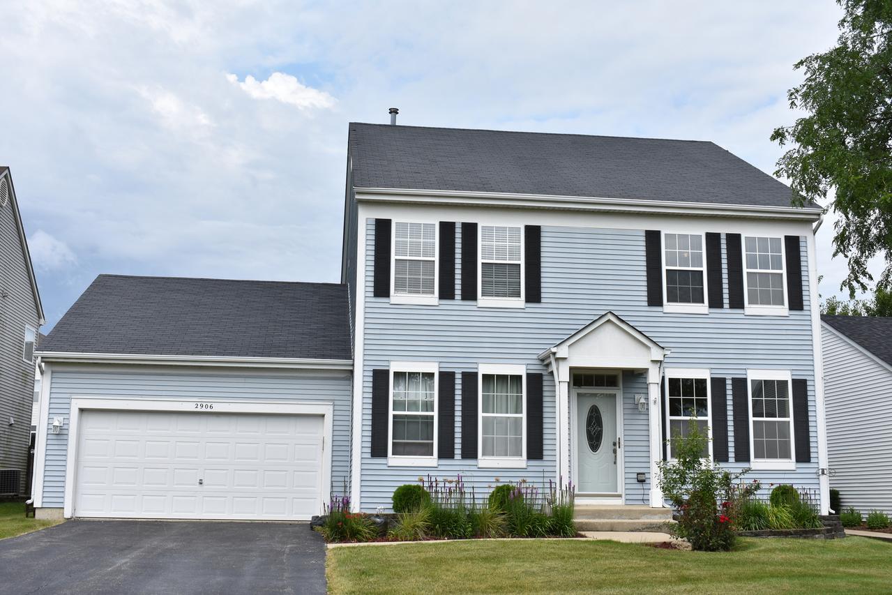 2906 Camden Dr., West Chicago, IL 60185