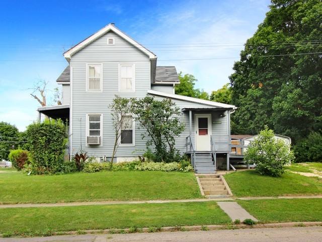 734 E Shawnee St., Freeport, IL 61032