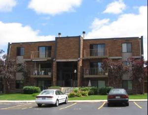 701 Limerick Ln. #3-A, Schaumburg, IL 60193