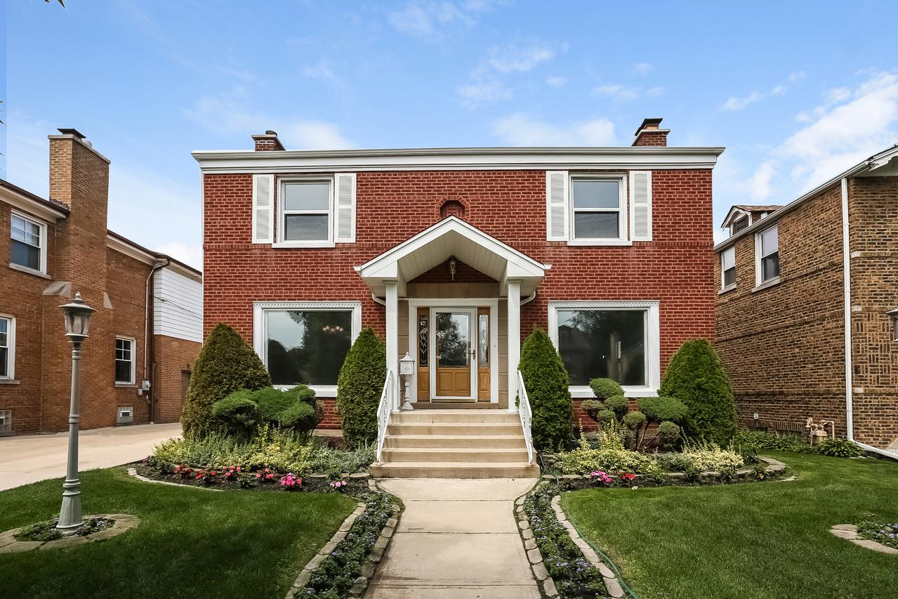 9436 S Hamilton Ave., Chicago, IL 60643