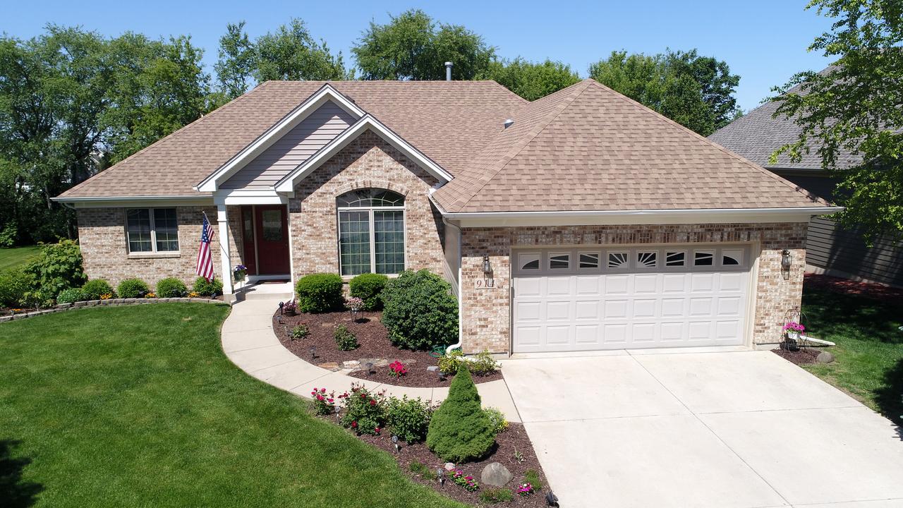914 Oak St., Sugar Grove, IL 60554