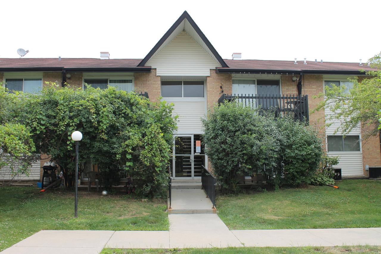 21B Kingery Quarter #206, Willowbrook, IL 60527