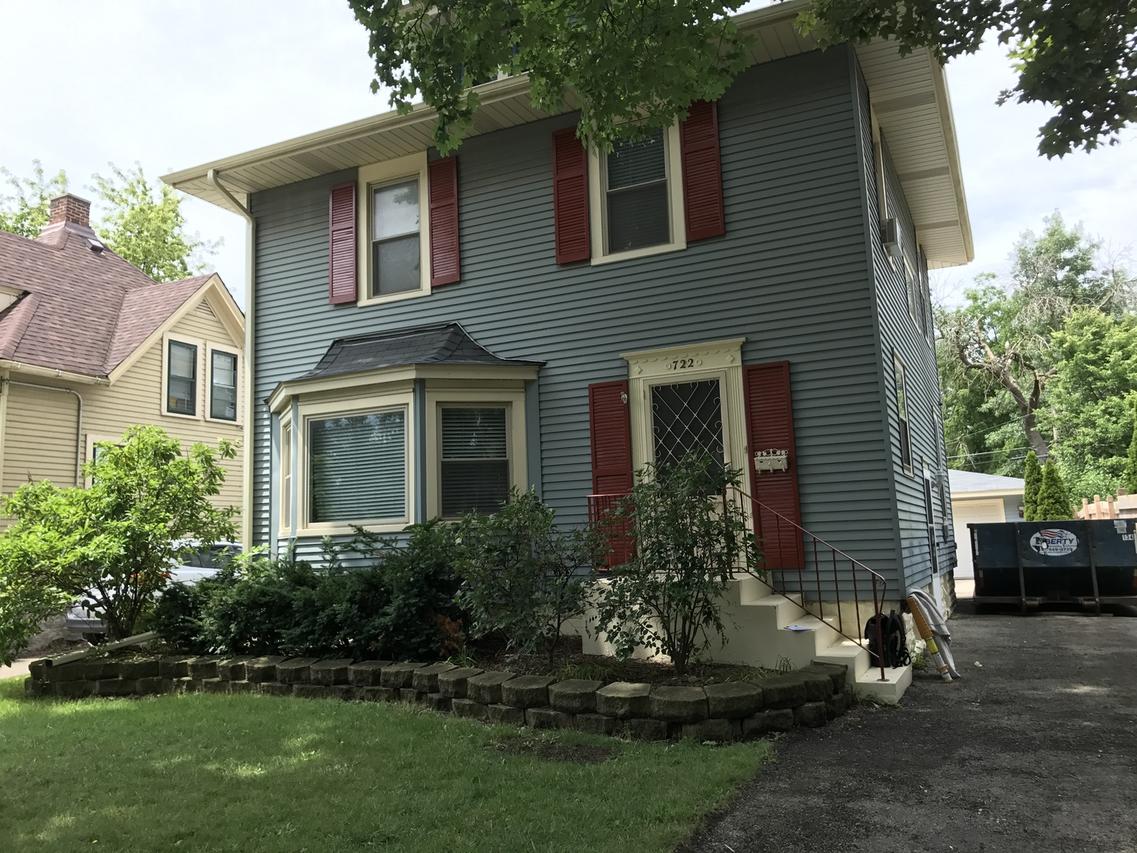 722 Palace St., Aurora, IL 60506